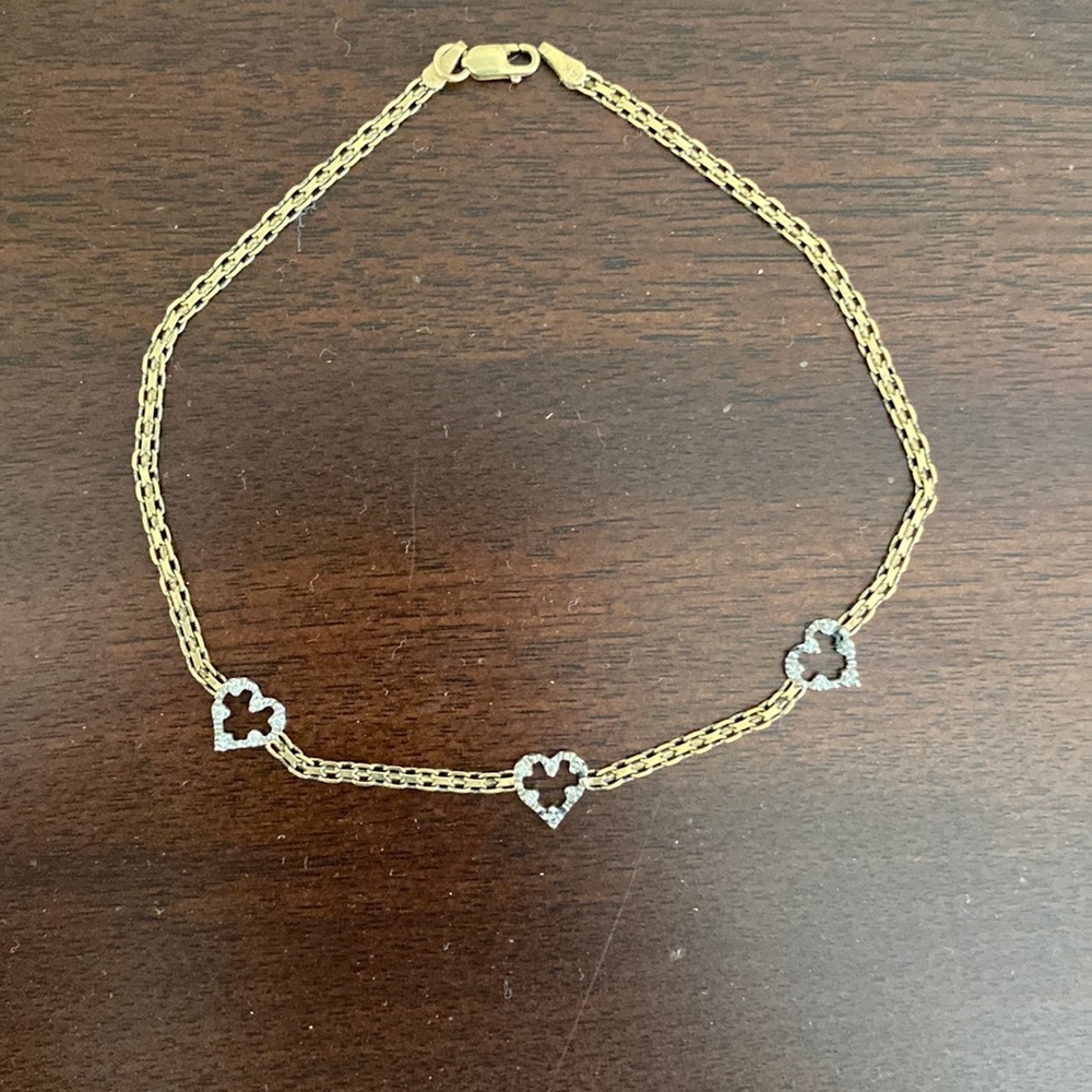 Diamond and gold anklet